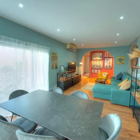 Stylish, Large 3bedroom, Seafront Terrace Goslm-13