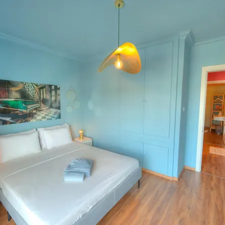 Stylish, Large 3bedroom, Seafront Terrace Goslm-13