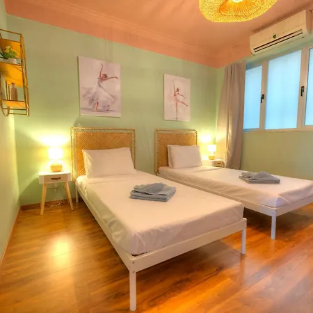 Stylish, Large 3bedroom, Seafront Terrace Goslm-13 דירה סליאמה